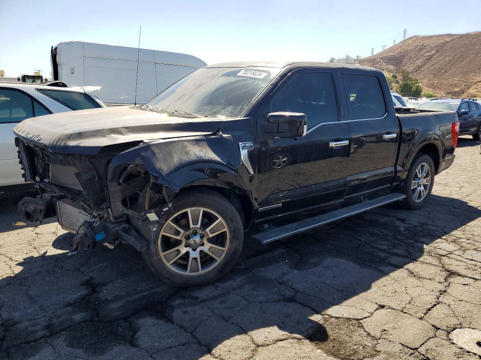 70215636 :رقم المزاد ، 1FTFW1ED8NFB05562 vin ، 2022 Ford F150 مزاد بيع