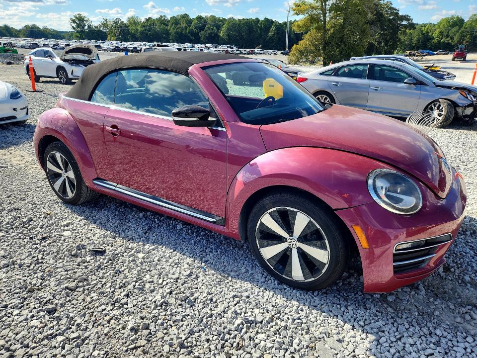 2017 Volkswagen Beetle მანქანა იყიდება აუქციონზე, vin: 3VW517AT0HM801943, აუქციონის ნომერი: 70368056