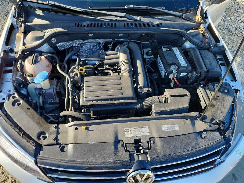 70533226 :رقم المزاد ، 3VW267AJ5GM313492 vin ، 2016 Volkswagen Jetta مزاد بيع