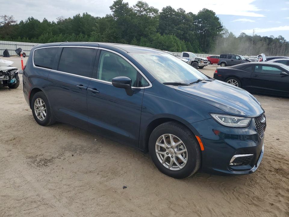 Продажа на аукционе авто 2023 Chrysler Pacifica, vin: 2C4RC1BG1PR632018, номер лота: 69610406