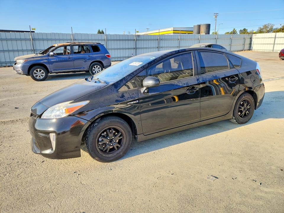 67234736 :رقم المزاد ، JTDKN3DU2F0463775 vin ، 2015 Toyota Prius مزاد بيع