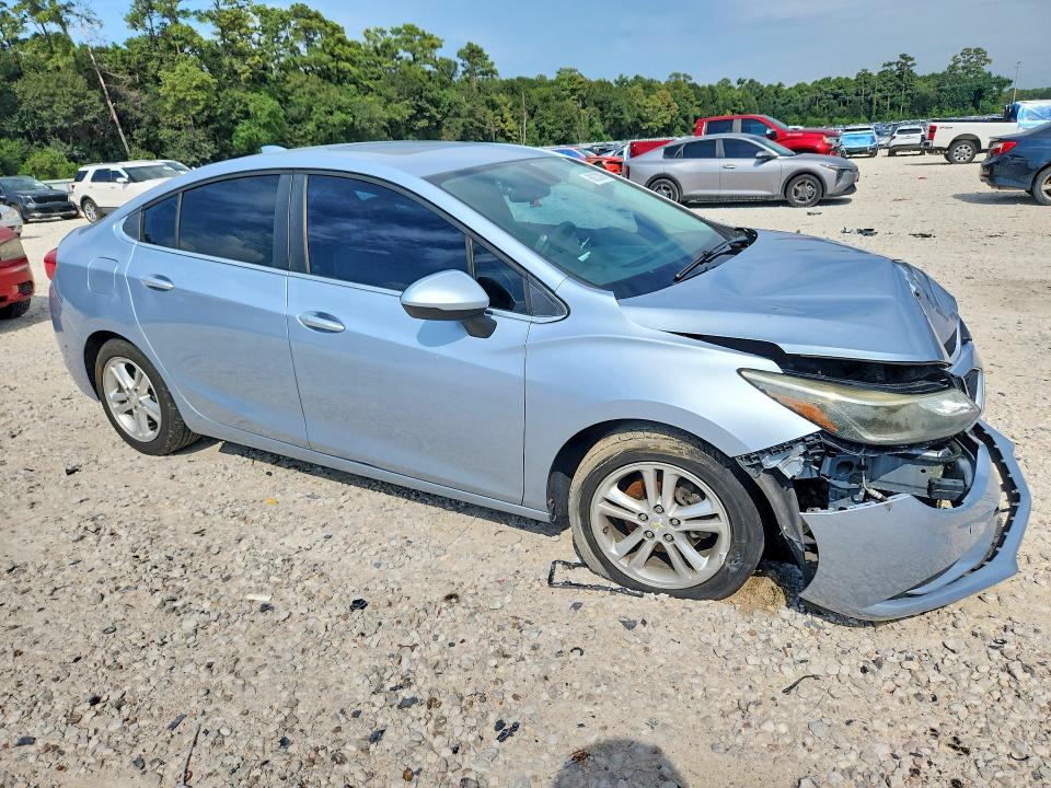 Продажа на аукционе авто 2017 Chevrolet Cruze, vin: 1G1BE5SM9H7137991, номер лота: 68232006