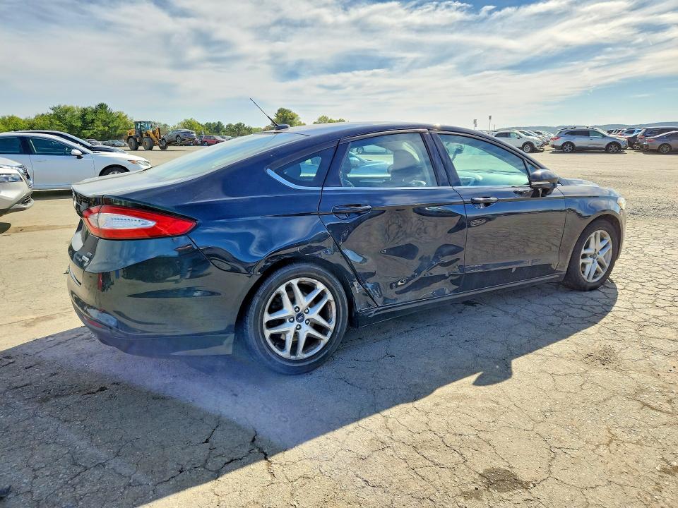 70319136 :رقم المزاد ، 3FA6P0HD2ER388083 vin ، 2014 Ford Fusion مزاد بيع