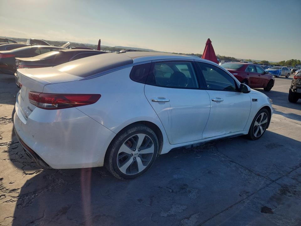 68569176 :رقم المزاد ، 5XXGW4L23JG242699 vin ، 2018 Kia Optima مزاد بيع