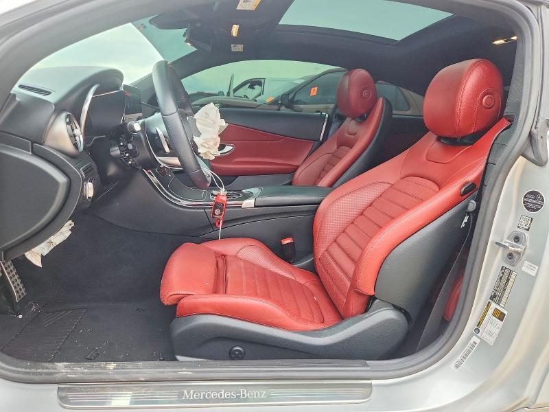 67332946 :رقم المزاد ، WDDWJ8EB2LF945457 vin ، 2020 Mercedes-benz C مزاد بيع