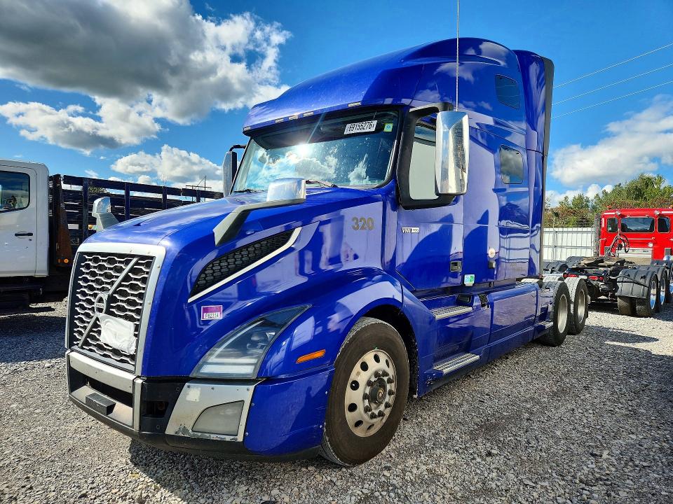 Auction sale of the 2020 Volvo Vn, vin: 4V4NC9EJ6LN269330        , lot number: 69155276