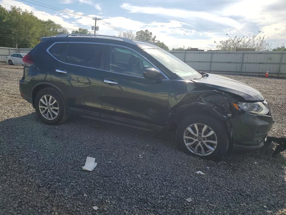 68559706 :رقم المزاد ، 5N1AT2MVXJC720673 vin ، 2018 Nissan Rogue مزاد بيع