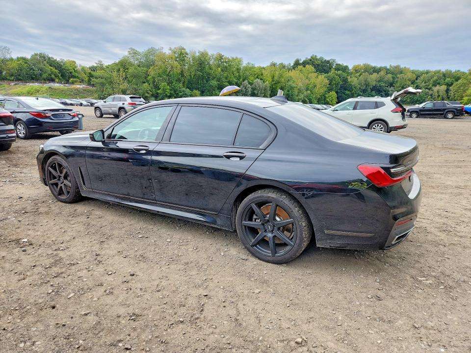 68435956 :رقم المزاد ، WBA7U2C0XLGJ59675 vin ، 2020 Bmw 750 مزاد بيع