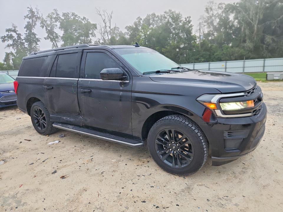 2022 Ford Expedition მანქანა იყიდება აუქციონზე, vin: 1FMJK1HT6NEA46361, აუქციონის ნომერი: 67027636