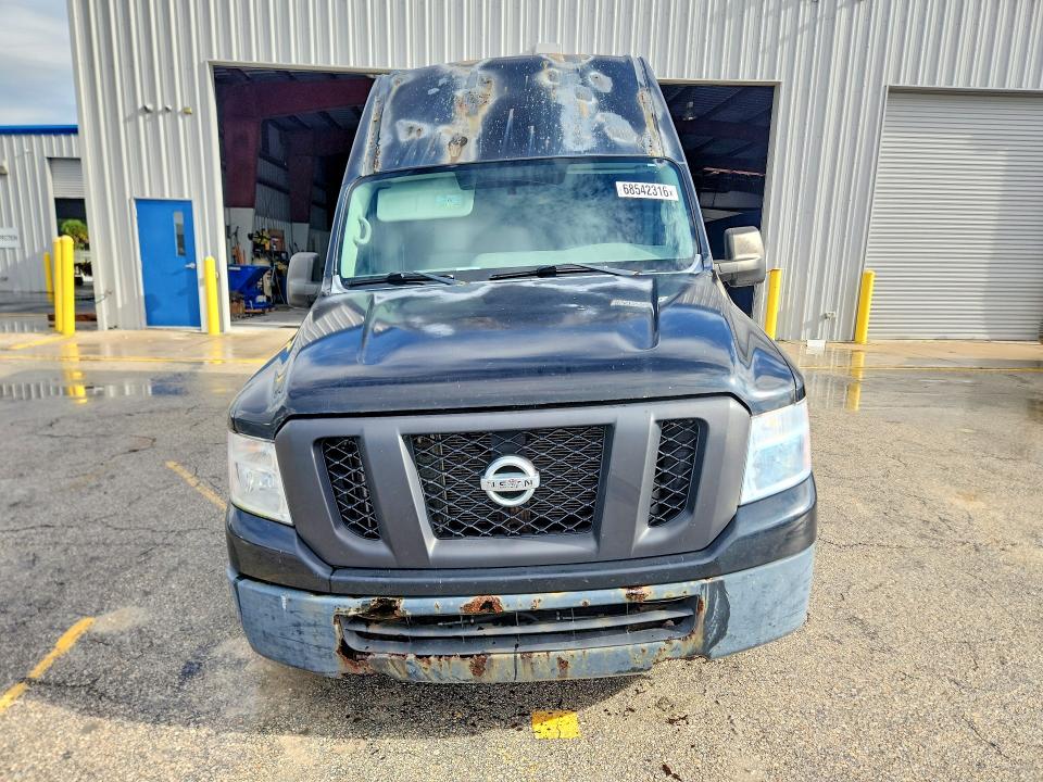 68542316 :رقم المزاد ، 1N6BF0LY0GN810831 vin ، 2016 Nissan Nv مزاد بيع