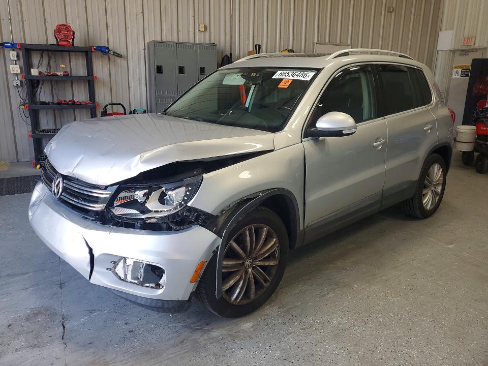 2016 Volkswagen Tiguan მანქანა იყიდება აუქციონზე, vin: WVGAV7AX4GW501907, აუქციონის ნომერი: 66536486