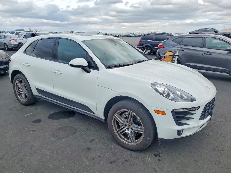Aukcja sprzedaży 2015 Porsche Macan, vin: WP1AB2A52FLB66904, numer aukcji: 67869246