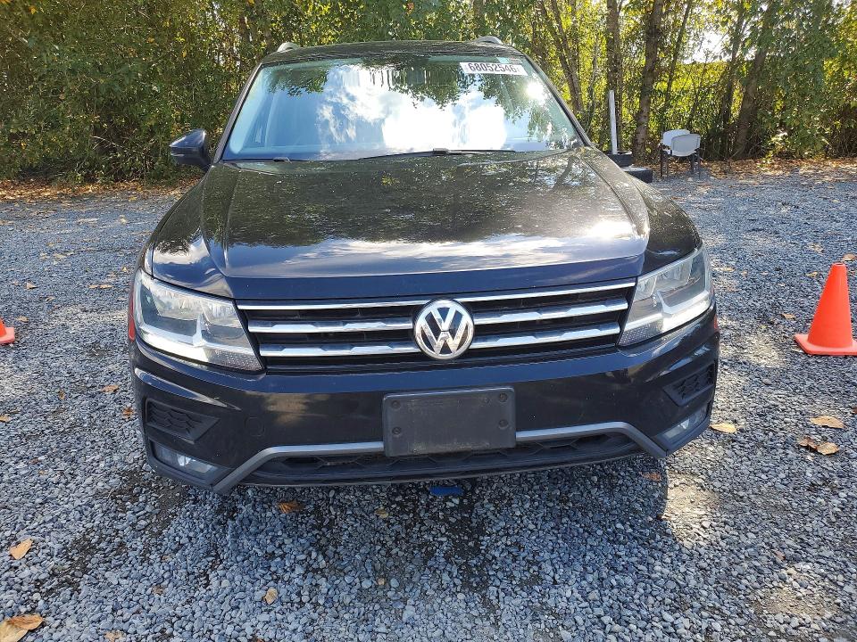 Продажа на аукционе авто 2018 Volkswagen Tiguan, vin: 3VV3B7AX1JM083854, номер лота: 68052546