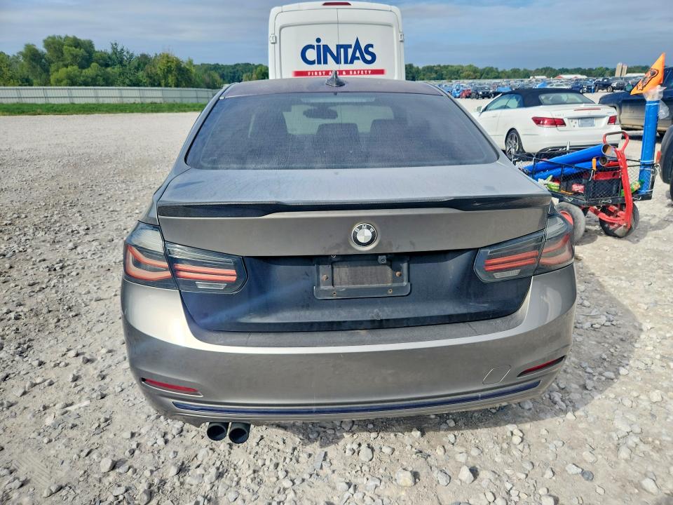 69131706 :رقم المزاد ، WBA8E3C50GK501804 vin ، 2016 Bmw 328 مزاد بيع