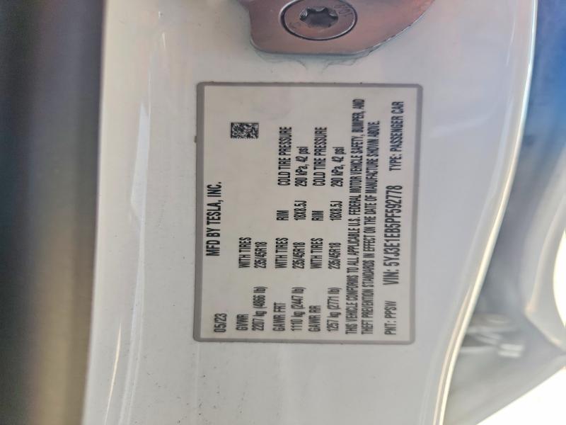 68688786 :رقم المزاد ، 5YJ3E1EB5PF592778 vin ، 2023 Tesla Model 3 مزاد بيع