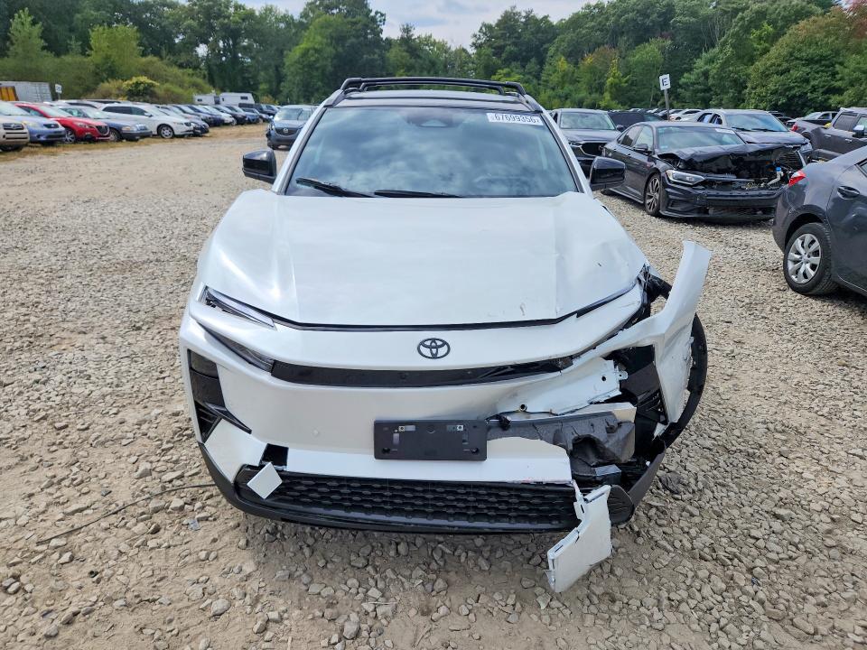 Aukcja sprzedaży 2026 Toyota C-hr, vin: JTMAAAAD2TJ015591, numer aukcji: 67699356