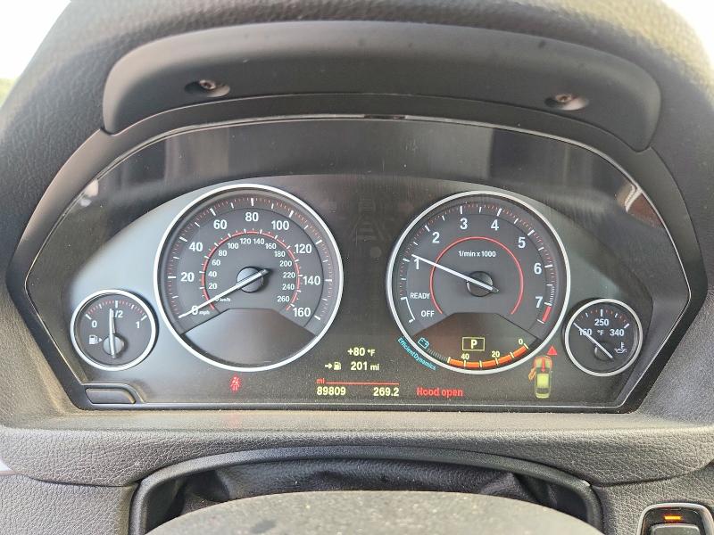 69099106 :رقم المزاد ، WBA8D9C51JA614180 vin ، 2018 Bmw 330 مزاد بيع