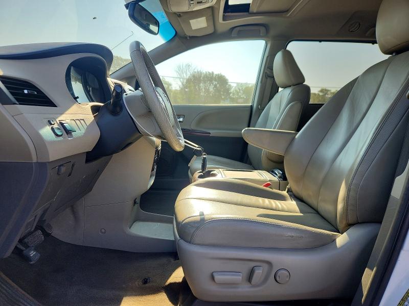 Aukcja sprzedaży 2014 Toyota Sienna, vin: 5TDDK3DC1ES079488, numer aukcji: 67042596