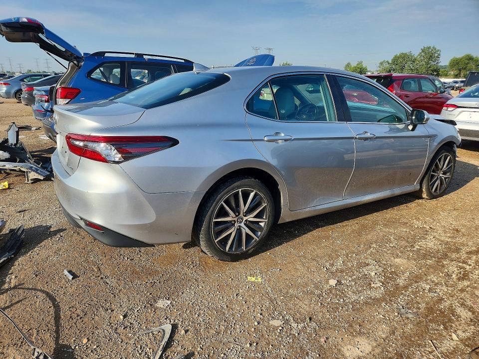 Продаж на аукціоні авто 2021 Toyota Camry, vin: 4T1F11BK4MU045836, номер лоту: 67166456