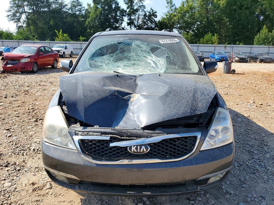 67219056 :رقم المزاد ، KNDMG4C75E6561540 vin ، 2014 Kia Sedona مزاد بيع