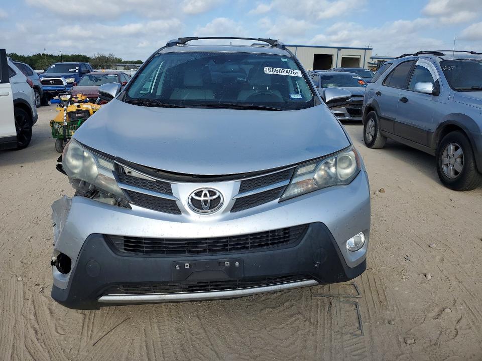 Продажа на аукционе авто 2015 Toyota Rav4, vin: 2T3YFREV0FW154030, номер лота: 68602406