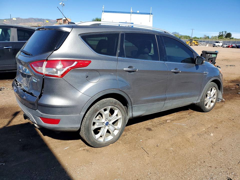 67477136 :رقم المزاد ، 1FMCU9J91EUE26326 vin ، 2014 Ford Escape مزاد بيع
