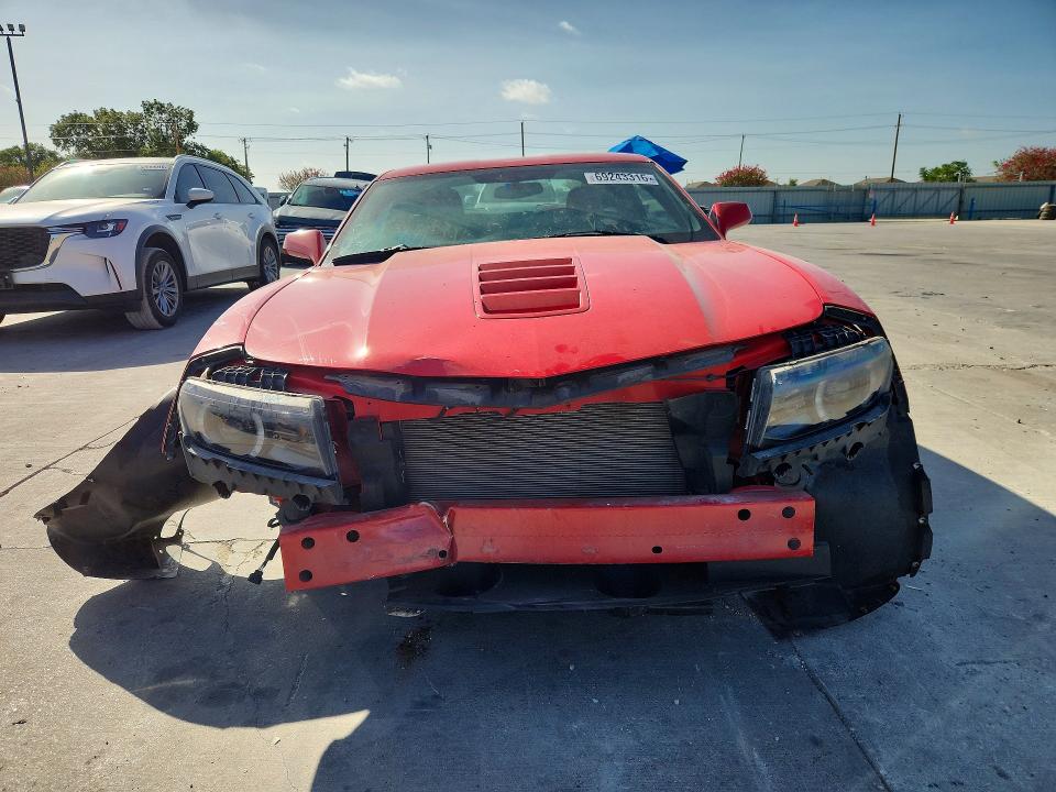 69243316 :رقم المزاد ، 2G1FK1EJ2F9296707 vin ، 2015 Chevrolet Camaro مزاد بيع
