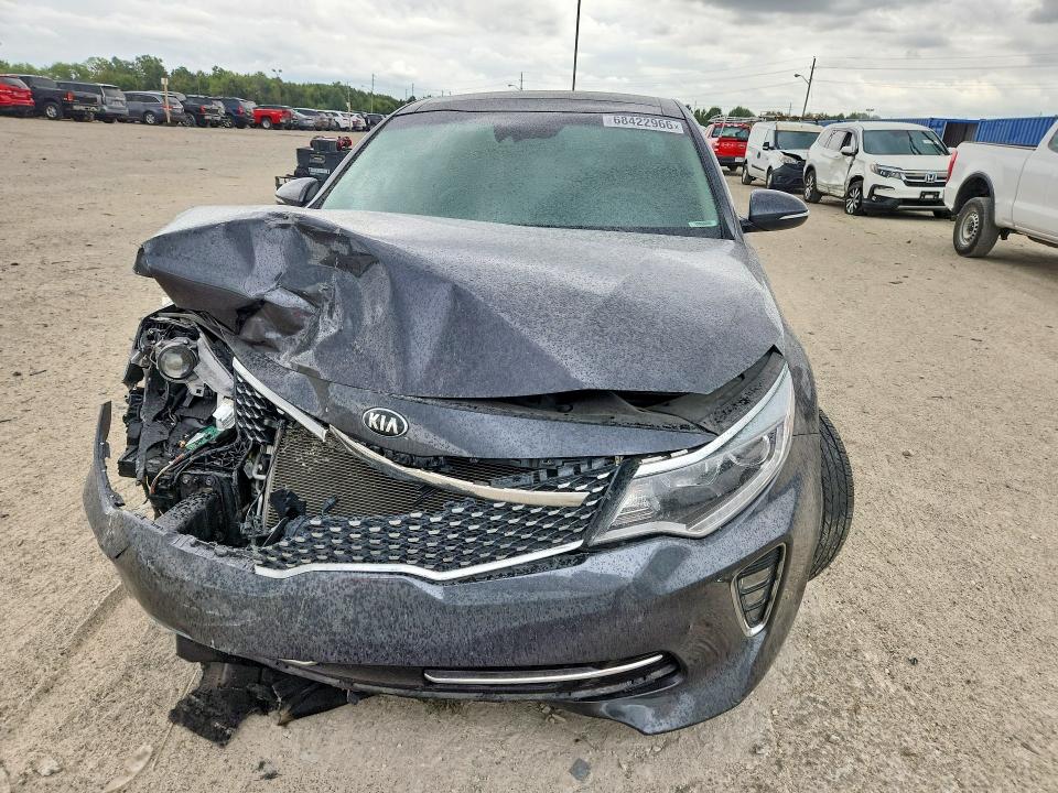 Продажа на аукционе авто 2018 Kia Optima, vin: 5XXGU4L3XJG226790, номер лота: 68422966