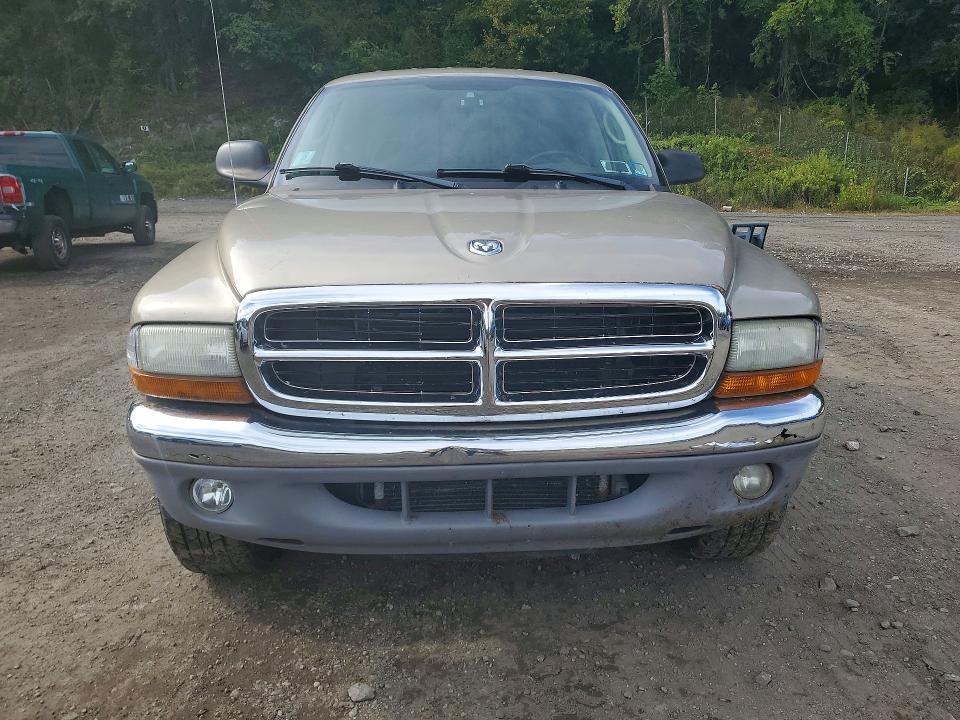 71333166 :رقم المزاد ، 1D7HG48N14S504871 vin ، 2004 Dodge Dakota مزاد بيع