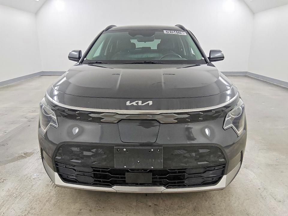 2023 Kia Niro მანქანა იყიდება აუქციონზე, vin: KNDCR3L10P5037202, აუქციონის ნომერი: 70154176
