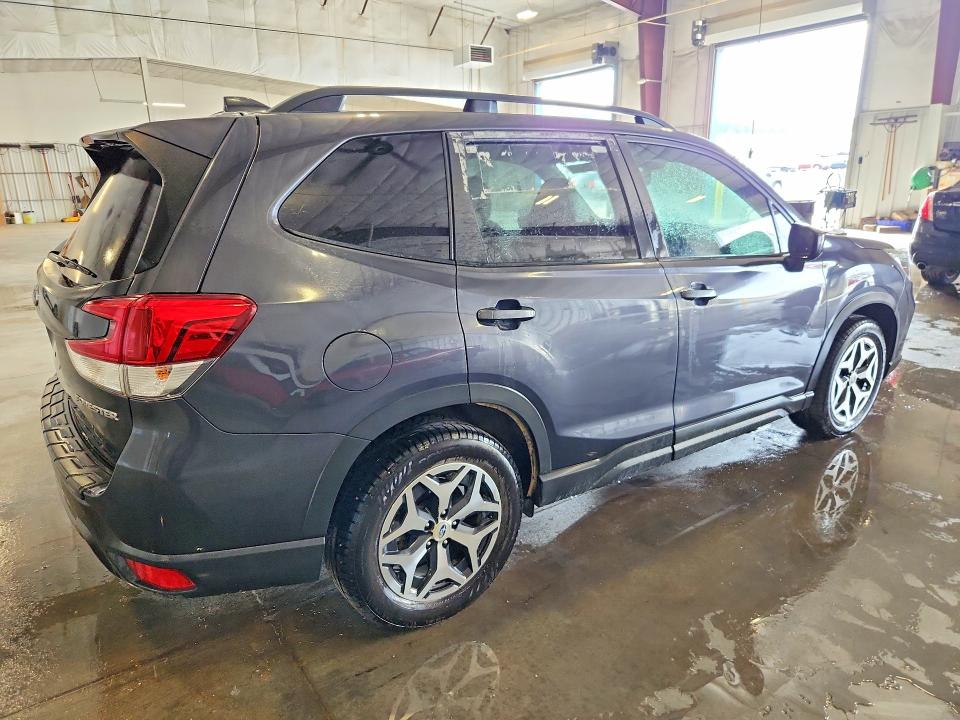 67995916 :رقم المزاد ، JF2SKAEC1KH502856 vin ، 2019 Subaru Forester مزاد بيع