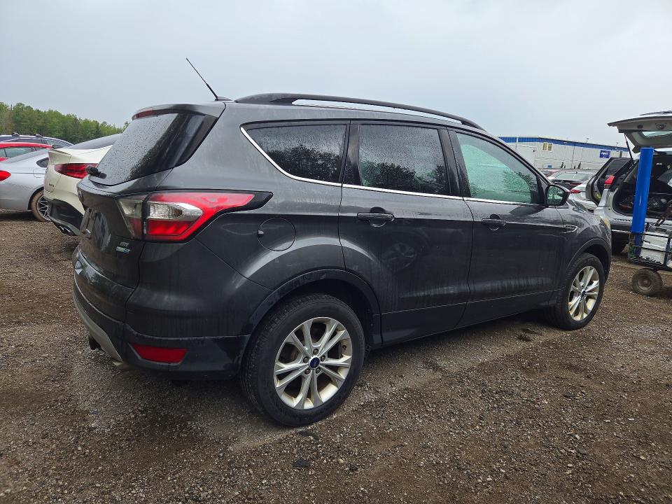 Продажа на аукционе авто 2017 Ford Escape, vin: 1FMCU9G96HUC15165, номер лота: 68771906