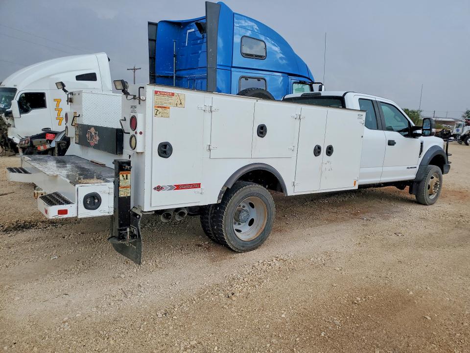 70422116 :رقم المزاد ، 1FD0X5HT4KED92912 vin ، 2019 Ford F550 مزاد بيع