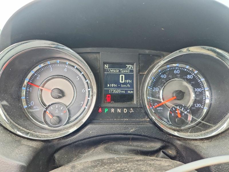 69941636 :رقم المزاد ، 2C4RC1BG7CR327715 vin ، 2012 Chrysler Town & Country مزاد بيع