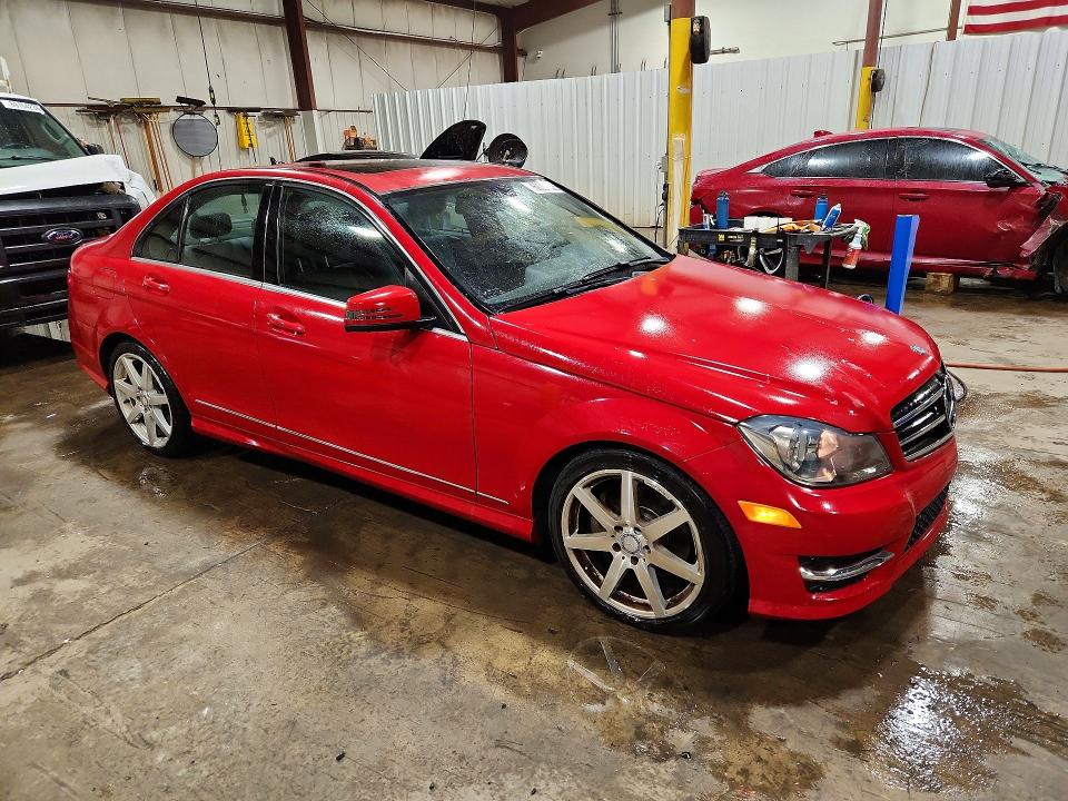 Продаж на аукціоні авто 2014 Mercedes-benz C, vin: WDDGF8AB8EG256094, номер лоту: 69007506