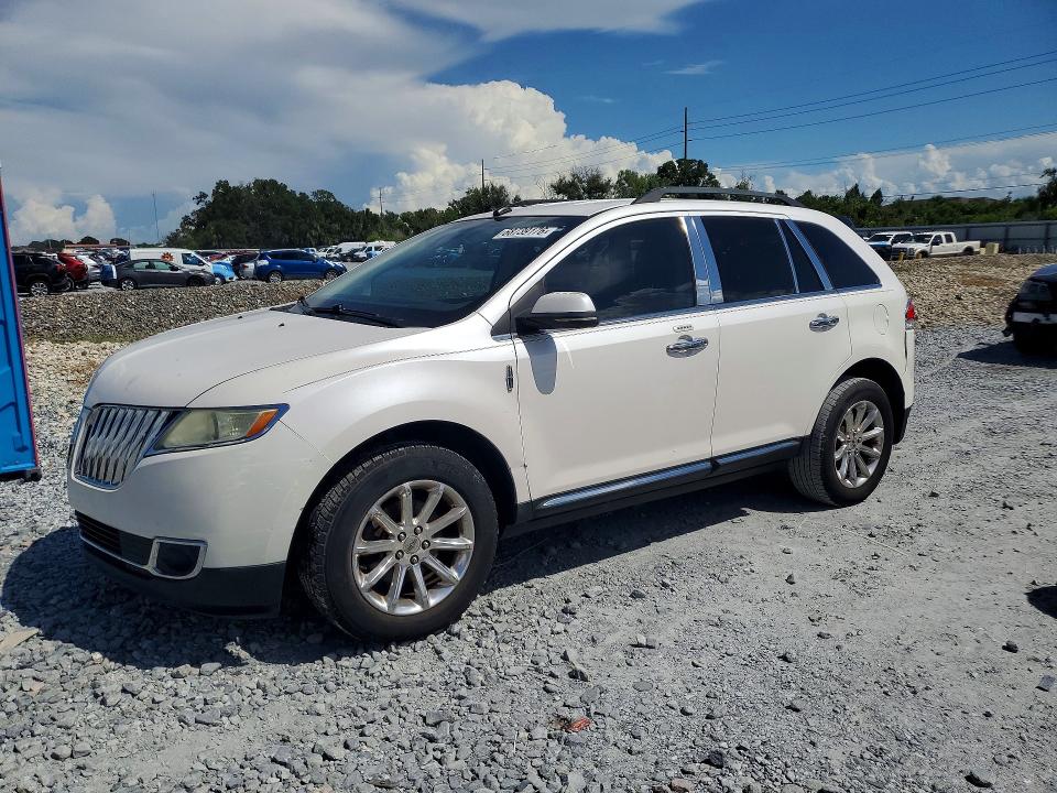 2013 Lincoln Mkx მანქანა იყიდება აუქციონზე, vin: 2LMDJ6JK0DBL32834, აუქციონის ნომერი: 68739176