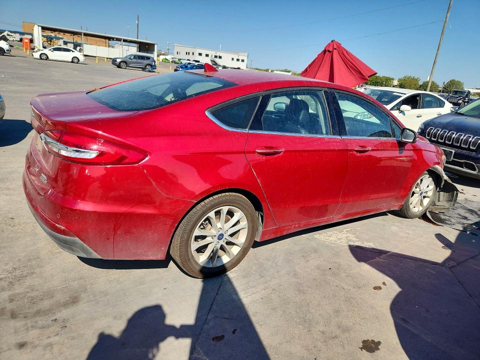 Продажа на аукционе авто 2020 Ford Fusion, vin: 3FA6P0MU2LR266357, номер лота: 68125936