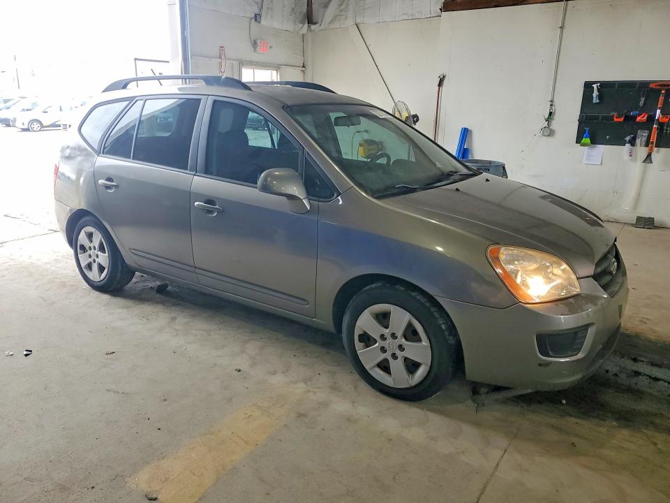 2009 Kia Rondo მანქანა იყიდება აუქციონზე, vin: KNAFG528097242777, აუქციონის ნომერი: 70271936