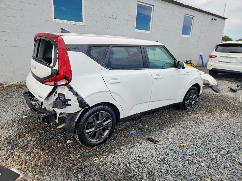 Продажа на аукционе авто 2022 Kia Soul, vin: KNDJ33AU6N7167086, номер лота: 68499276