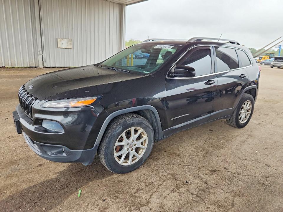 70438476 :رقم المزاد ، 1C4PJMCB1FW665544 vin ، 2015 Jeep Cherokee مزاد بيع