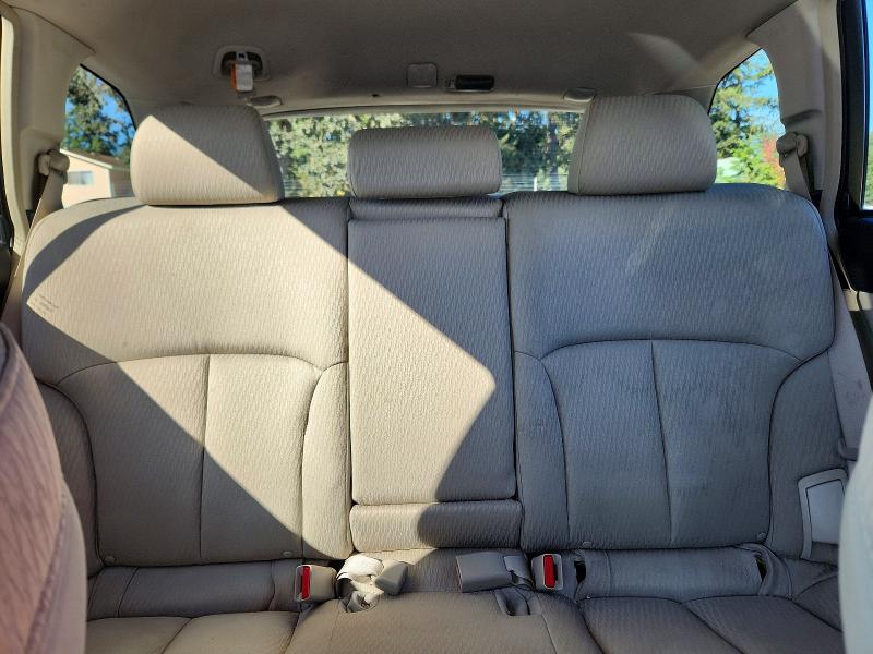 70292456 :رقم المزاد ، 4S4BRBCC1A3376427 vin ، 2010 Subaru Outback مزاد بيع