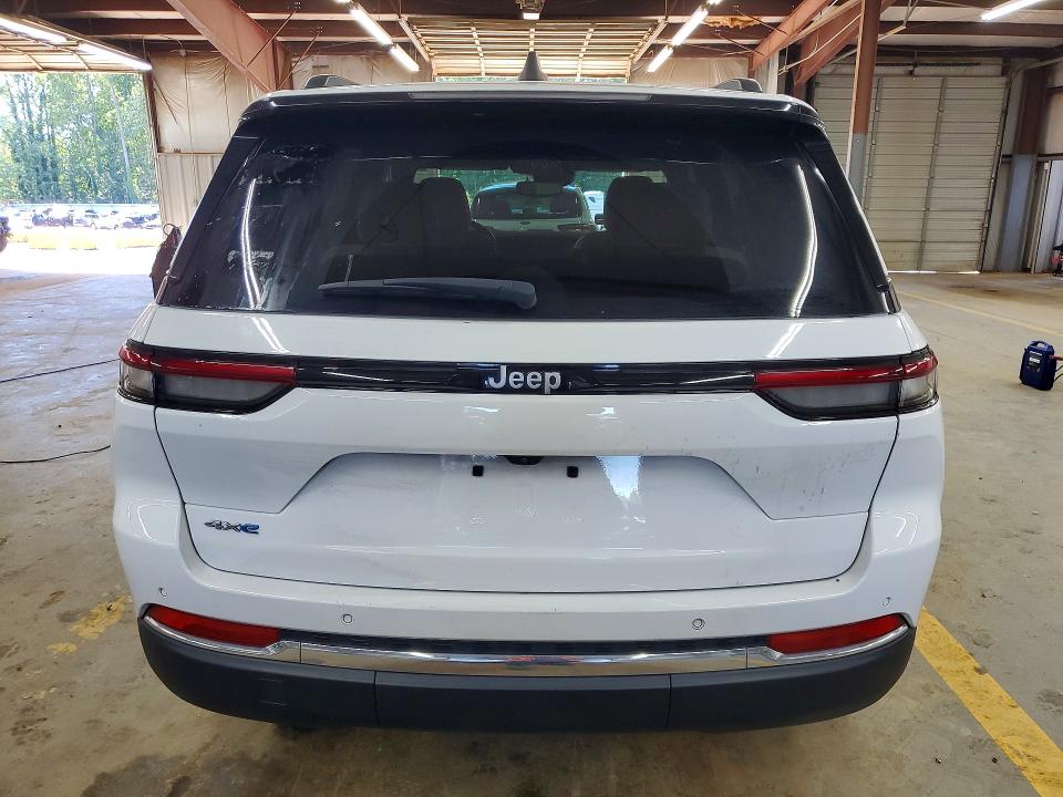Продажа на аукционе авто 2024 Jeep Grand Cherokee, vin: 1C4RJYB67RC129868, номер лота: 70438556