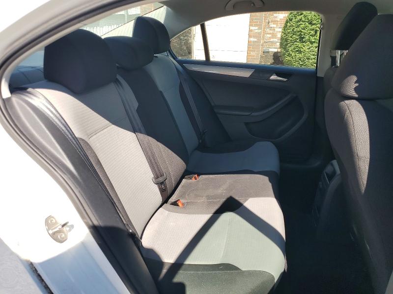 Продаж на аукціоні авто 2017 Volkswagen Jetta, vin: 3VW167AJ3HM348142, номер лоту: 68444156