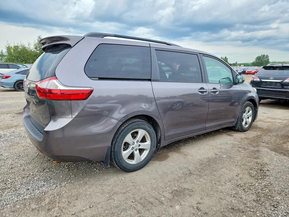 Продажа на аукционе авто 2015 Toyota Sienna, vin: 5TDKK3DC9FS630212, номер лота: 66090856