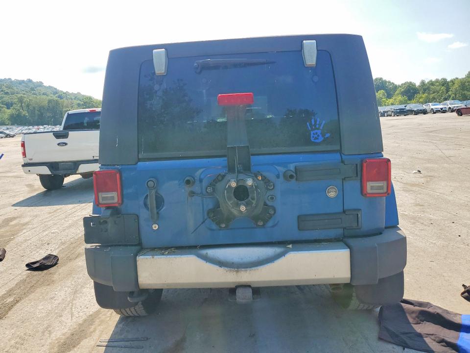 67376956 :رقم المزاد ، 1J4BA5H17AL116130 vin ، 2010 Jeep Wrangler Unlimited مزاد بيع