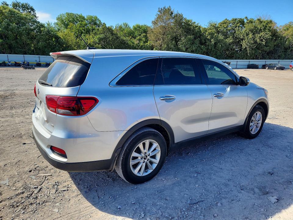 2019 Kia Sorento მანქანა იყიდება აუქციონზე, vin: 5XYPG4A38KG554264, აუქციონის ნომერი: 69596006