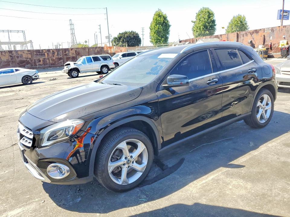 67514276 :رقم المزاد ، WDCTG4EB0LU024221 vin ، 2020 Mercedes-benz Gla مزاد بيع