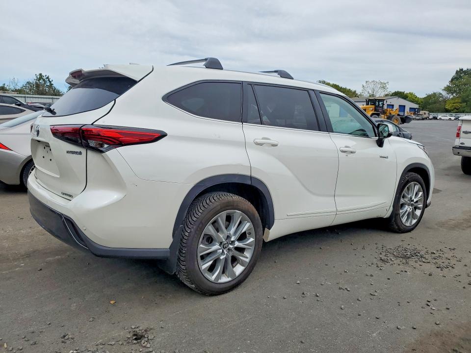Продаж на аукціоні авто 2021 Toyota Highlander Hybrid, vin: 5TDYARAH6MS506654, номер лоту: 70770546