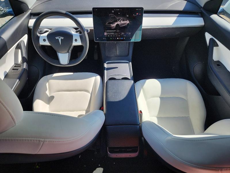 67849406 :رقم المزاد ، 7SAYGDEE0NF418323 vin ، 2022 Tesla Model Y مزاد بيع
