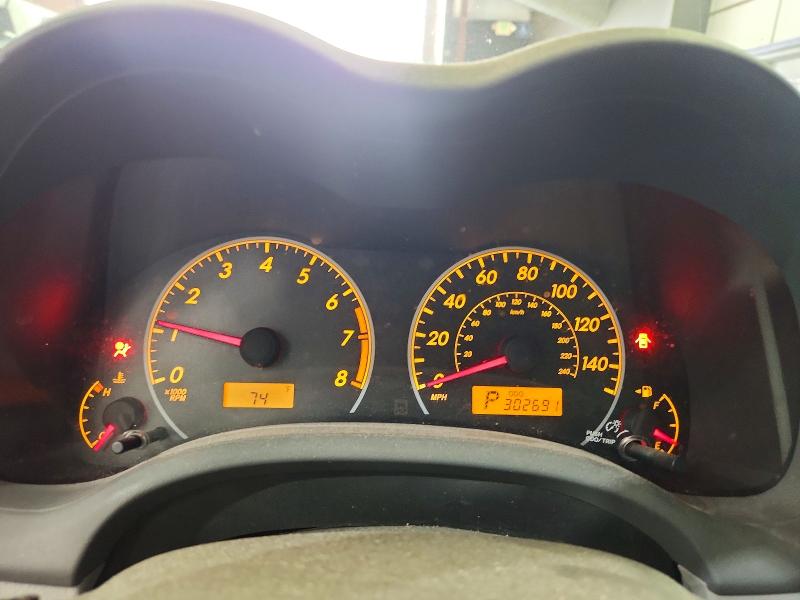 69570216 :رقم المزاد ، 2T1BU4EE2AC420231 vin ، 2010 Toyota Corolla مزاد بيع